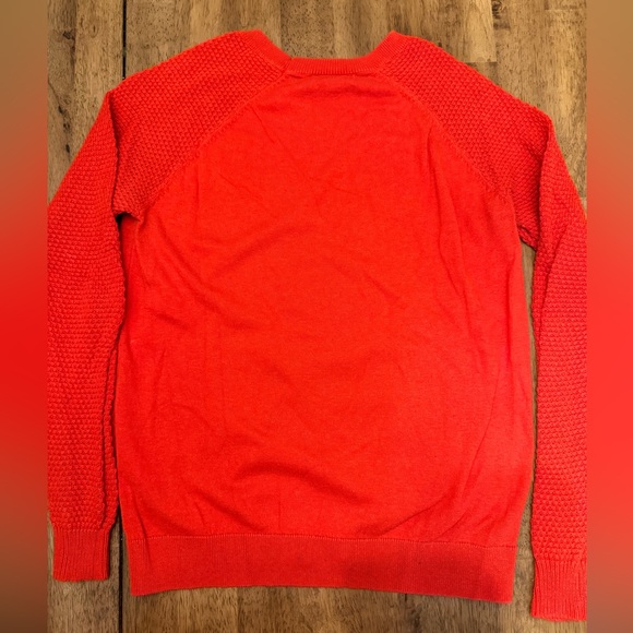 Old Navy women’s sweater - medium - Picture 2 of 4